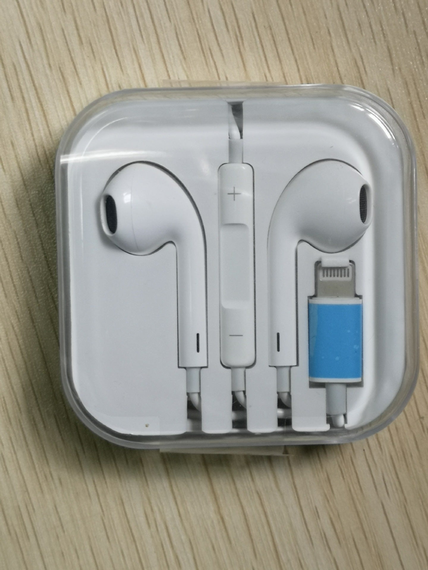 Round-hole wire-controlled iphone flat-head headphones