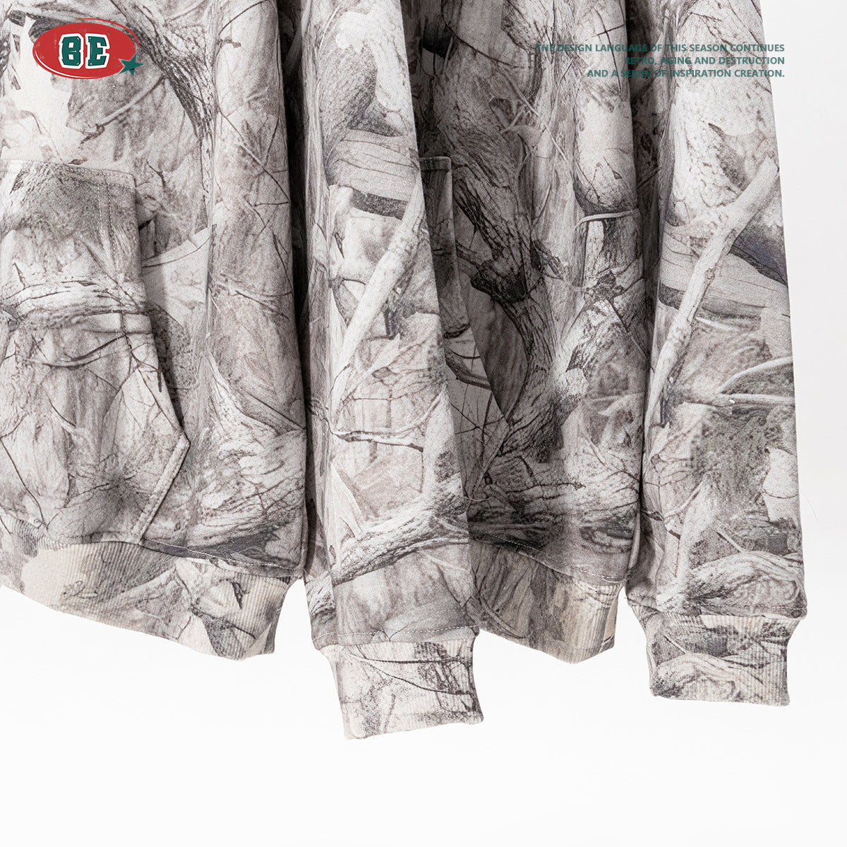 Desert branch camouflage hooded sweatshirt for trendy men