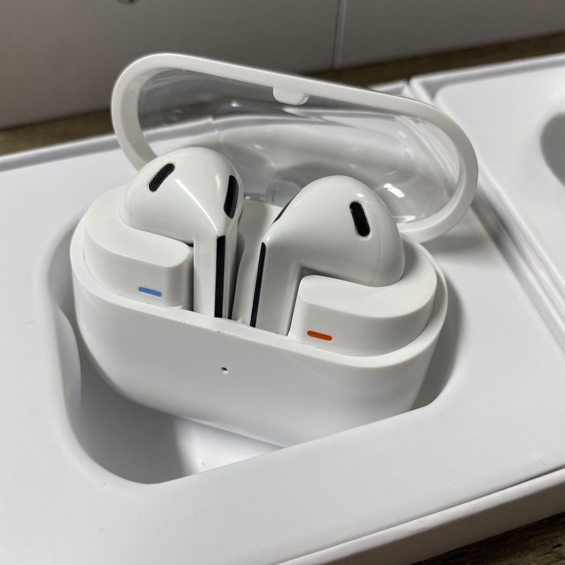 Wireless Bluetooth in-ear headphones