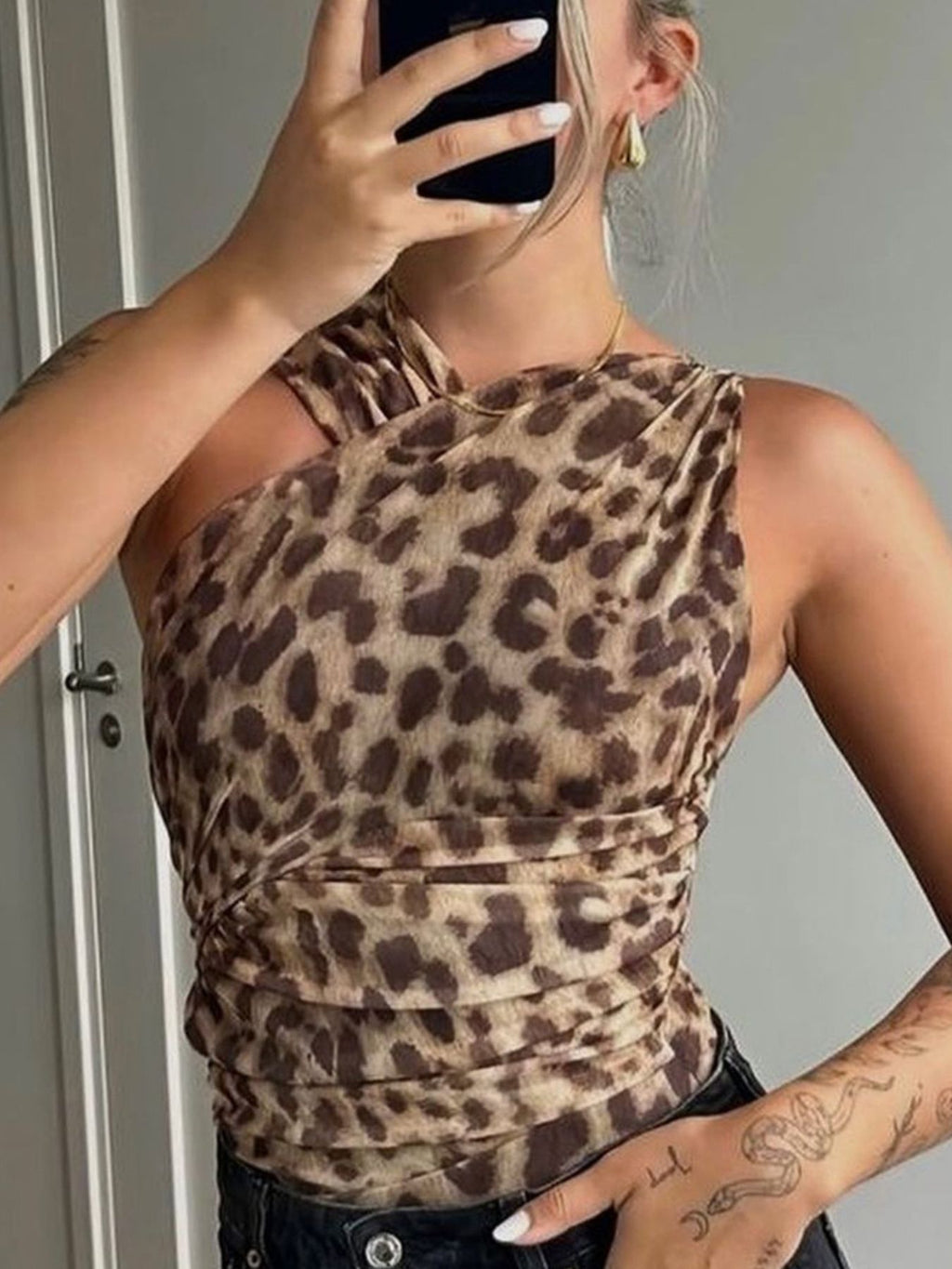 6230df3e-3482-4e80-be00-1732e4941f97-Max