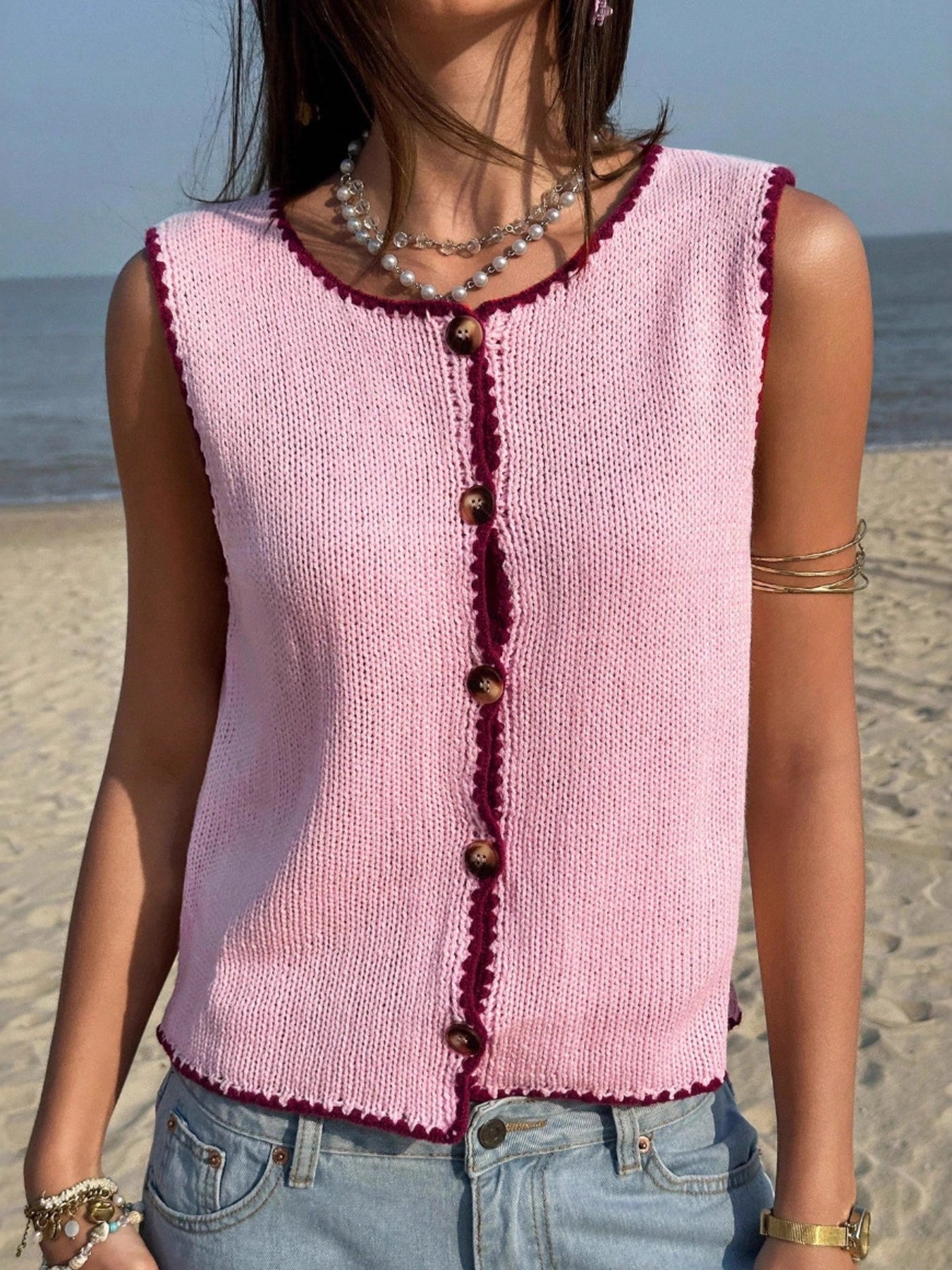 a8b2618c9d9449f5bb718e2018293a06-Max